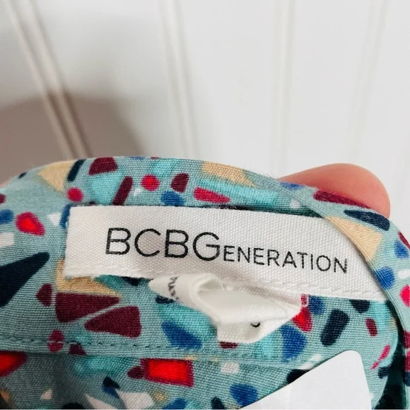 BCBGeneration Geometric Pleated Skirt - Picture 6 of 7